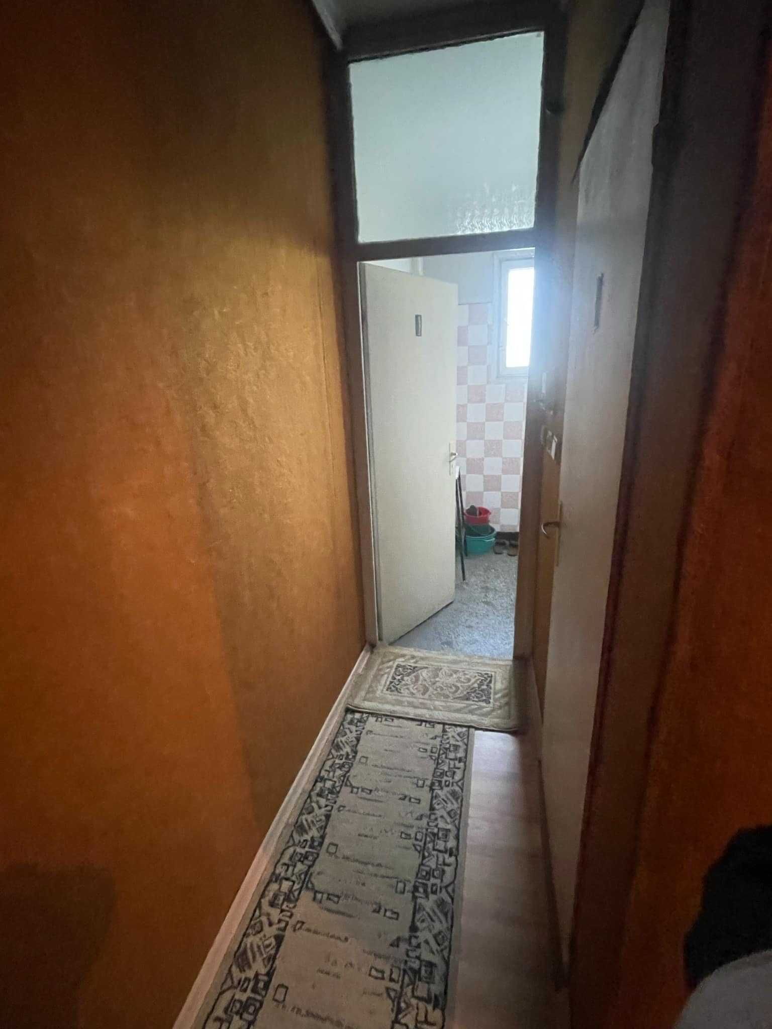 Тристаен апартамент кв. Кючук Париж