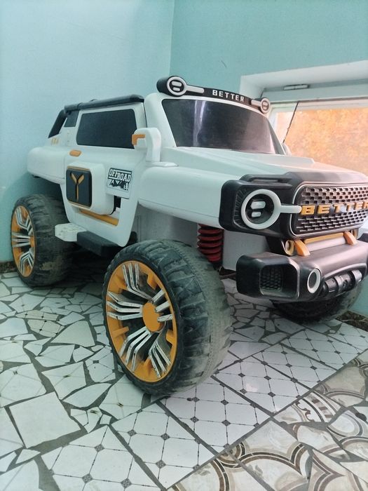 Детская машина електромабил. Янги жудаям пишик 2кишилик.