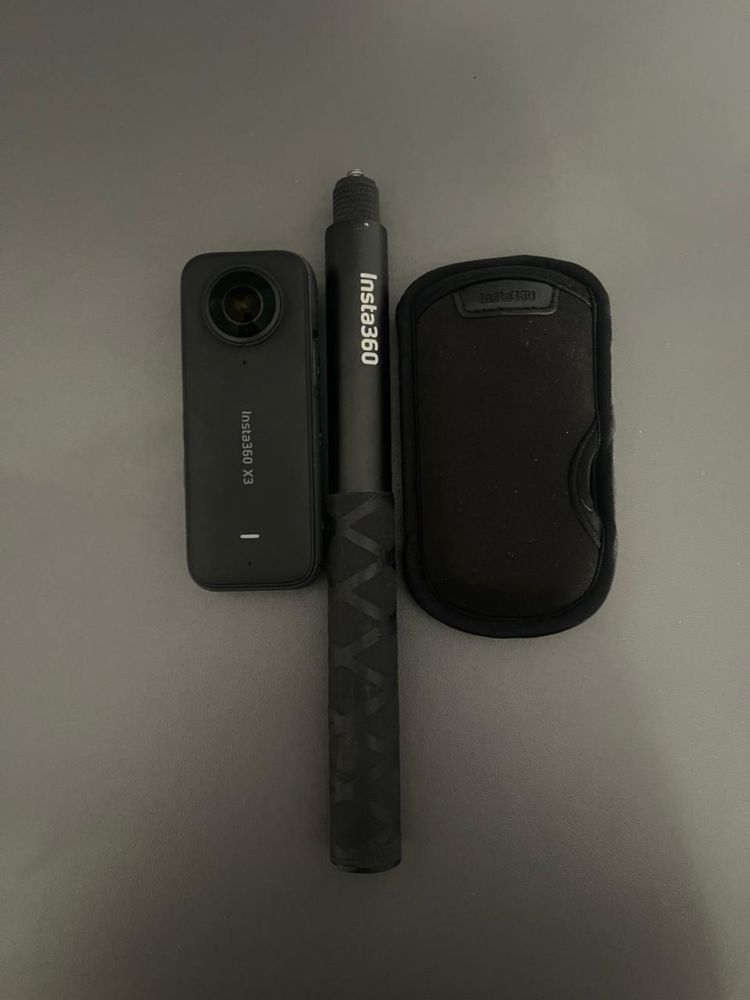Продам экшн камеру insta360 x3 новая не пользовались