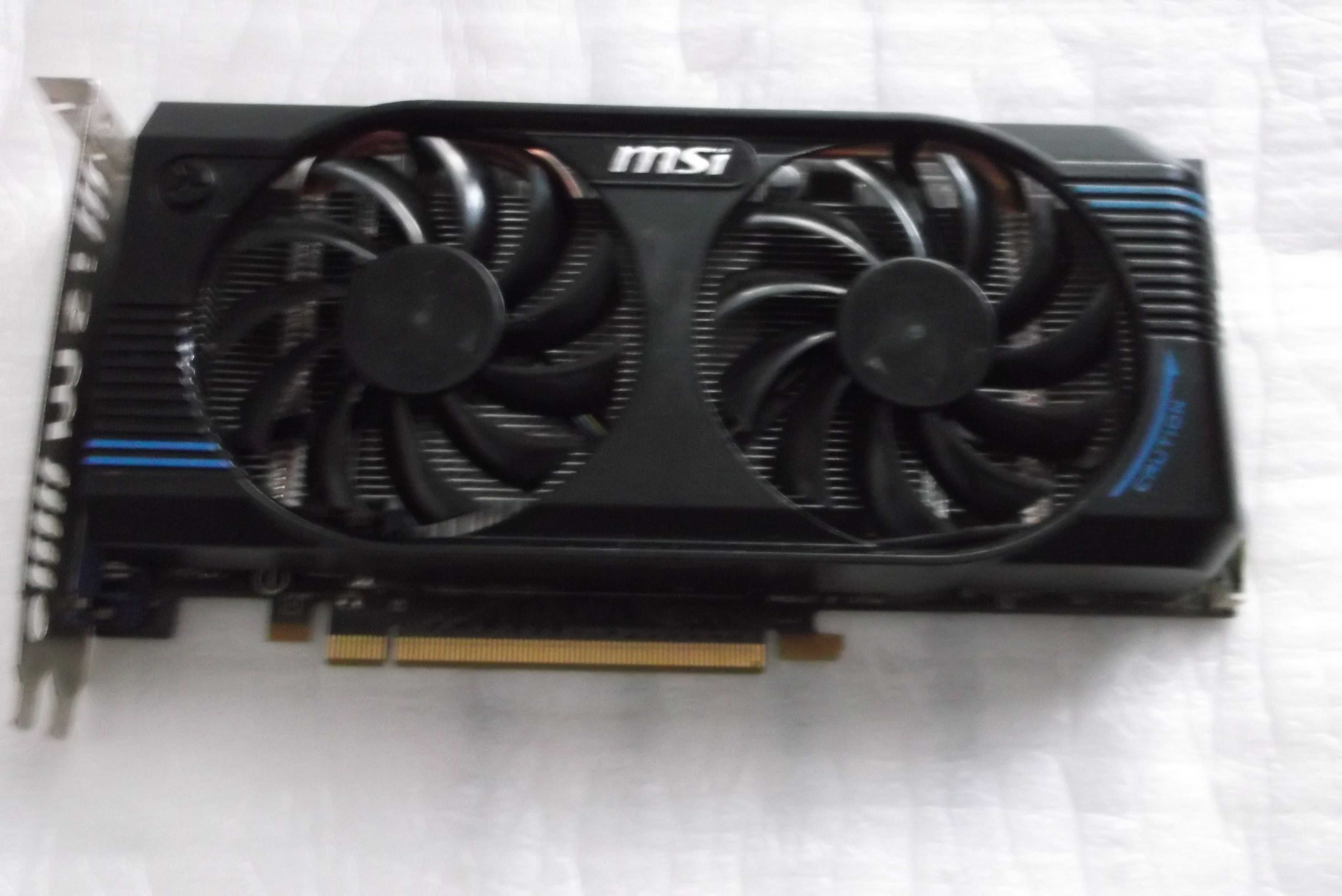 Placa video Nvidia GTX 460,560 1gb ddr5/256 bits DX11