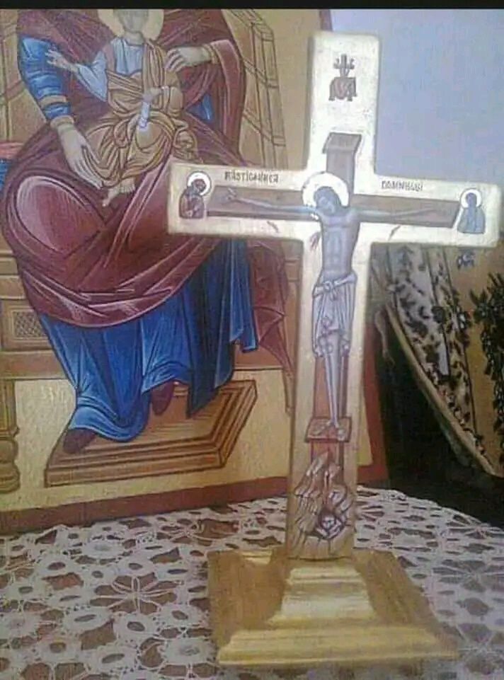 Sfânta Cruce, cruci binecuvantatre, troite pictez la comanda ,