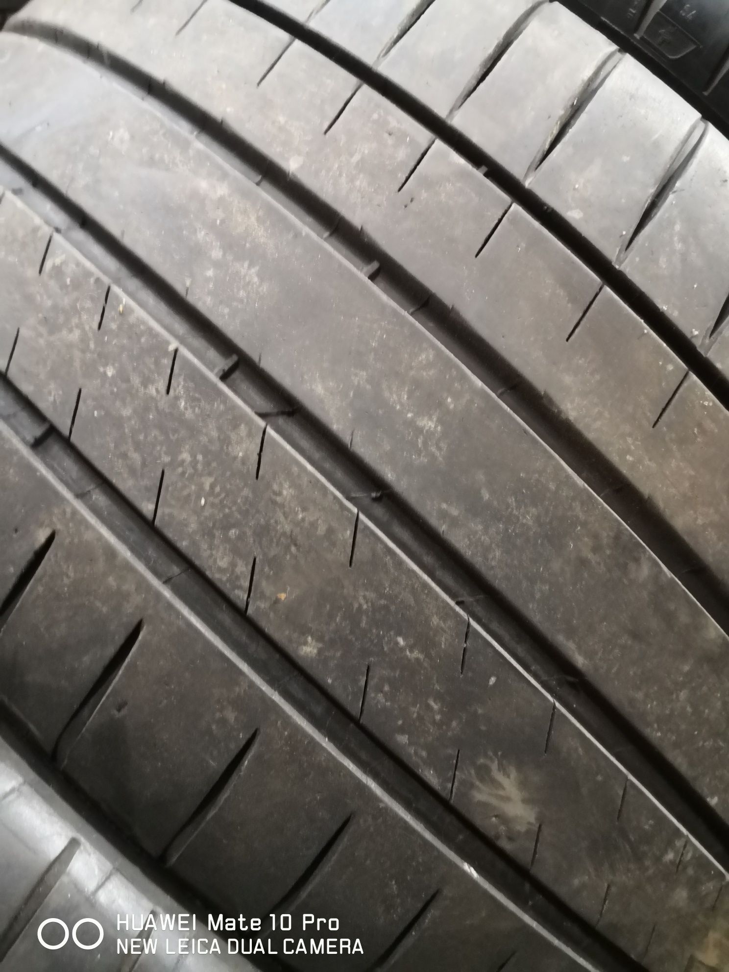 235 35 19 цола гуми гуми Michelin