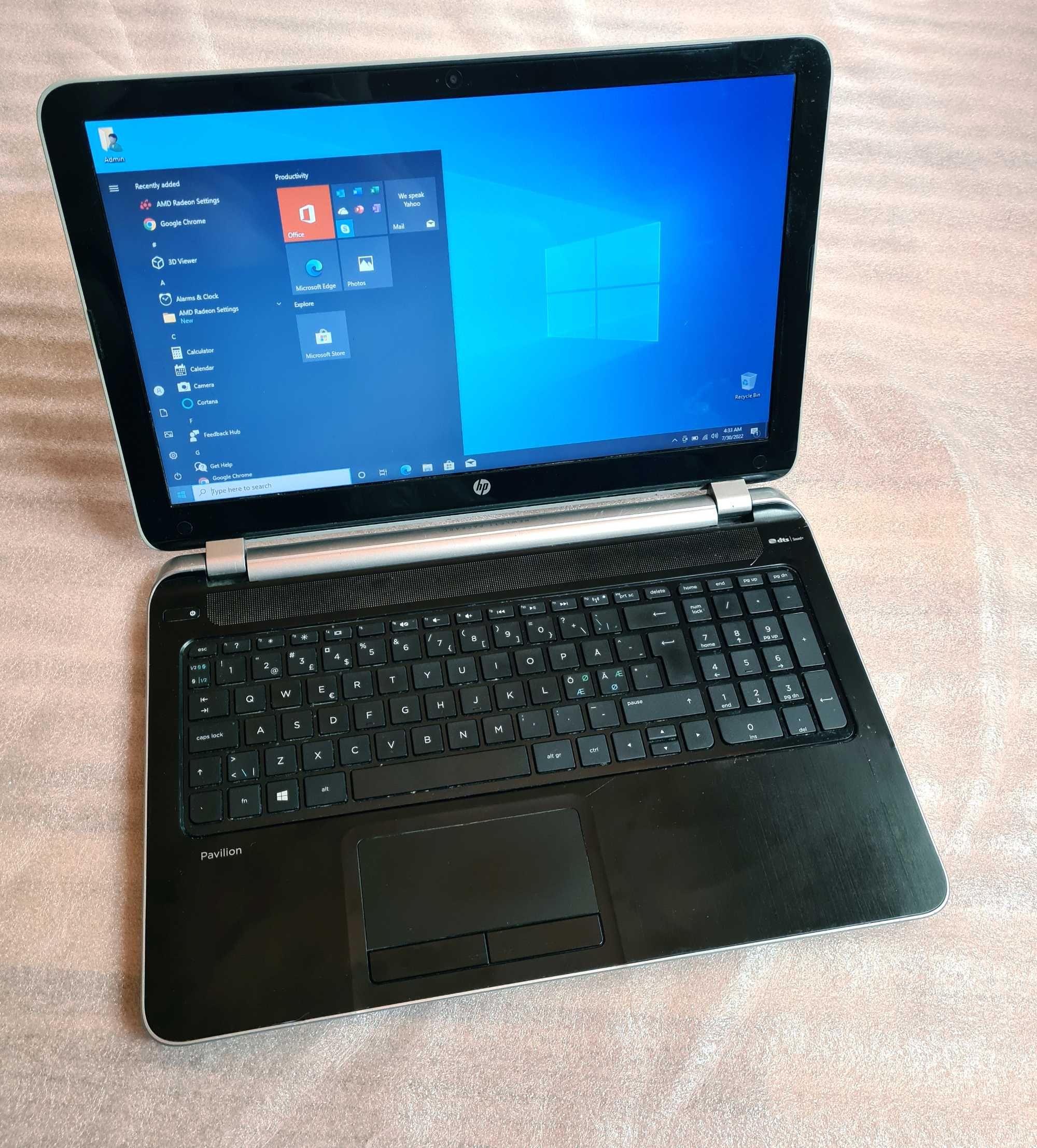 Laptop HP 15.6", AMD Quad Core, 8 GB RAM, HDD 750 GB, Video Dedicat