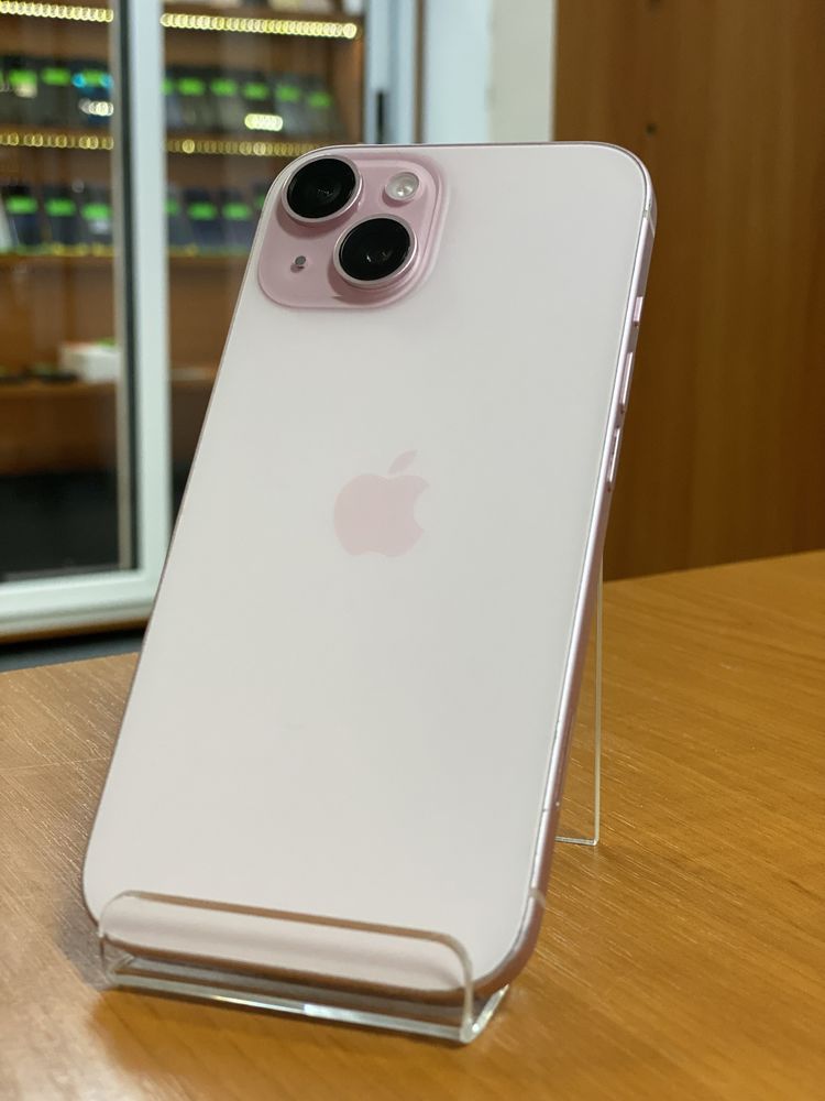 Apple iPhone 15 Black/ Pink - 128GB - Garantie