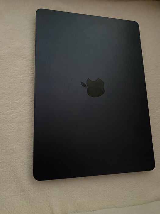 MacBook Air M2 2022