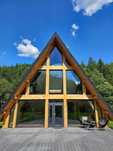 Cabane, case din lemn rotund, foișoare, magazii, cabane A frame