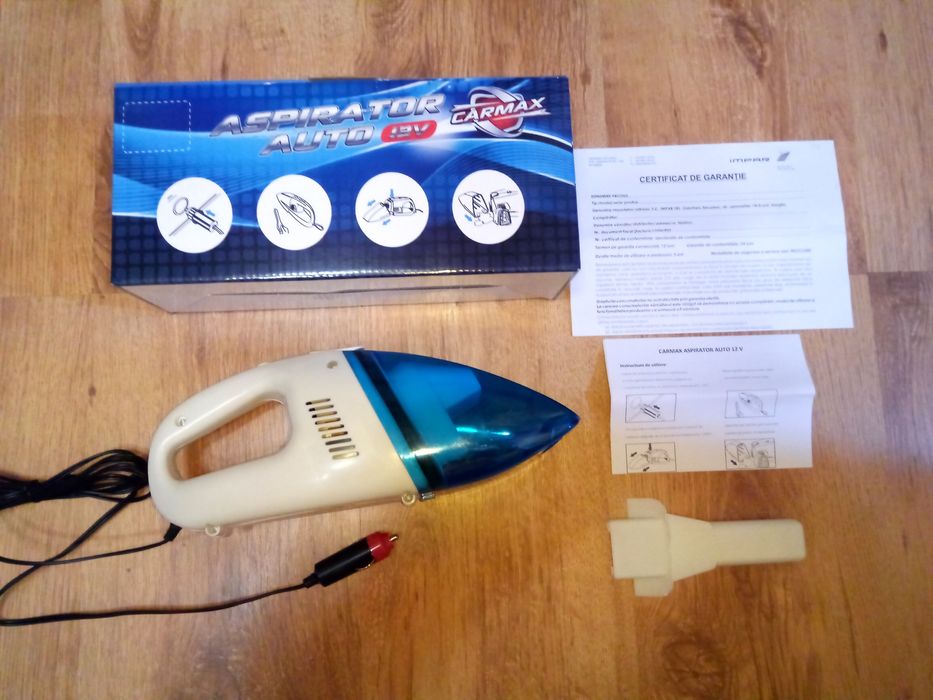 Aspirator Auto 60 w cu filtru de praf, 12 V, nou!