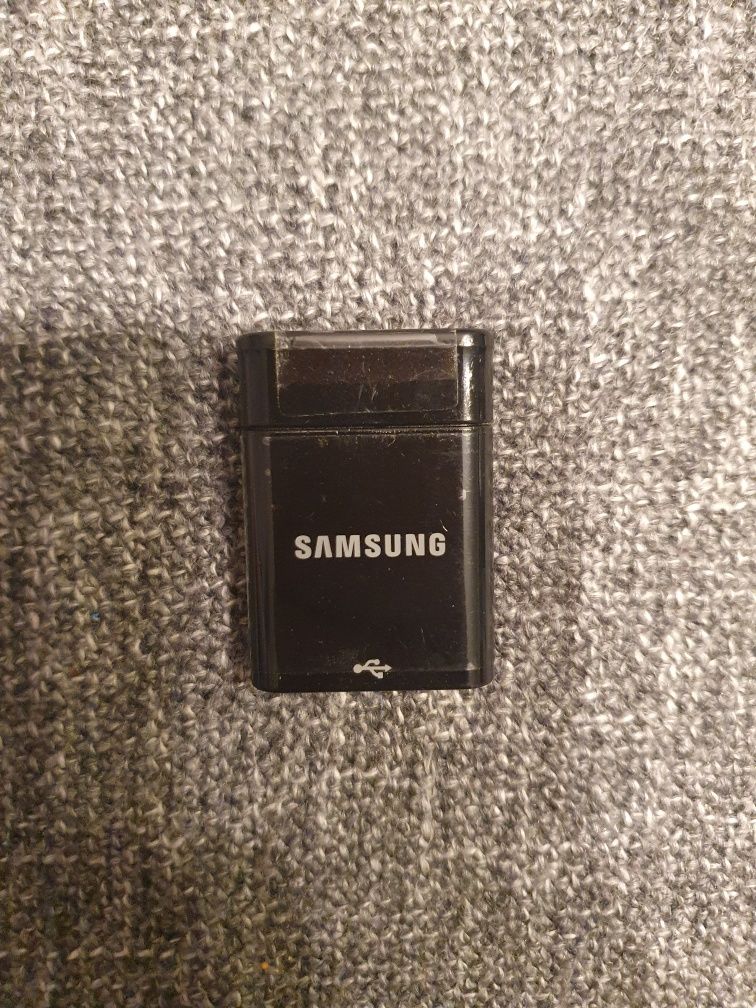 Adaptor Samsung USB OTG 20 pini