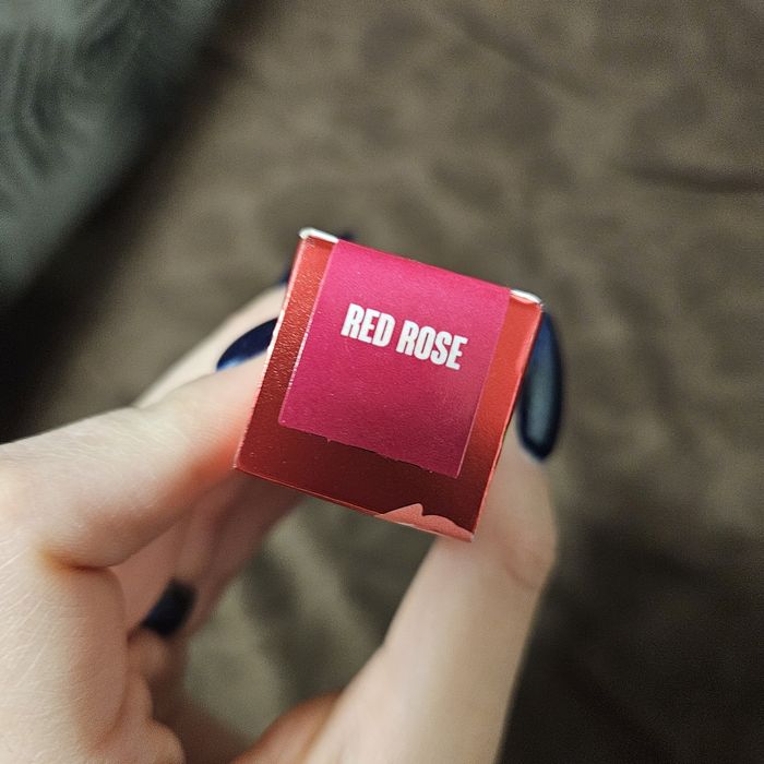 Чисто ново течно матово червило Lime crime