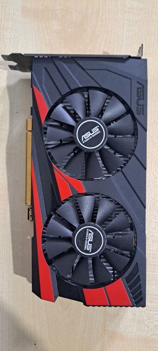Vând RAM 8GB DDR4, placă video ASUS GTX 1050Ti
