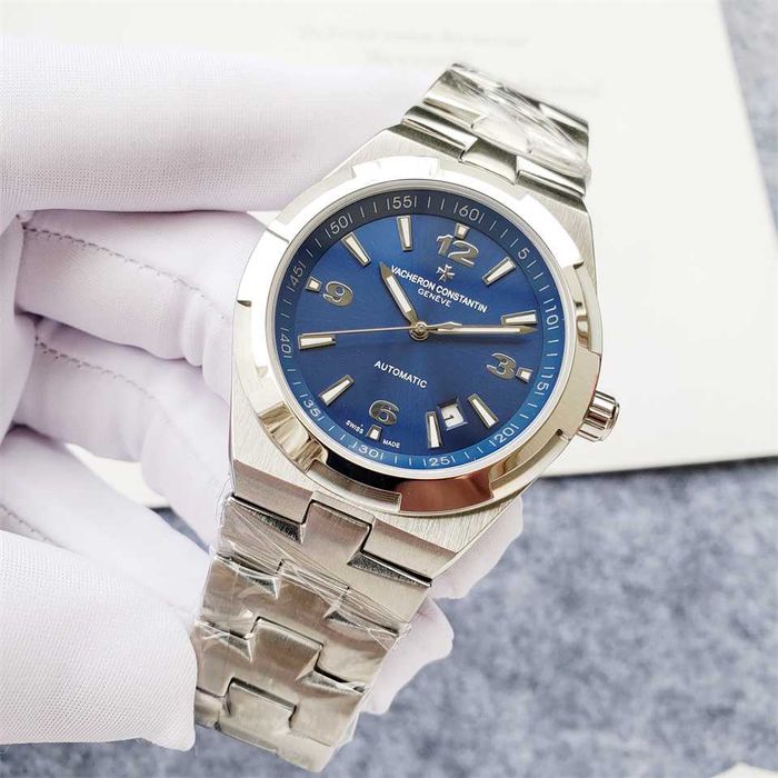Vacheron Constantin Overseas с автоматичен механизъм