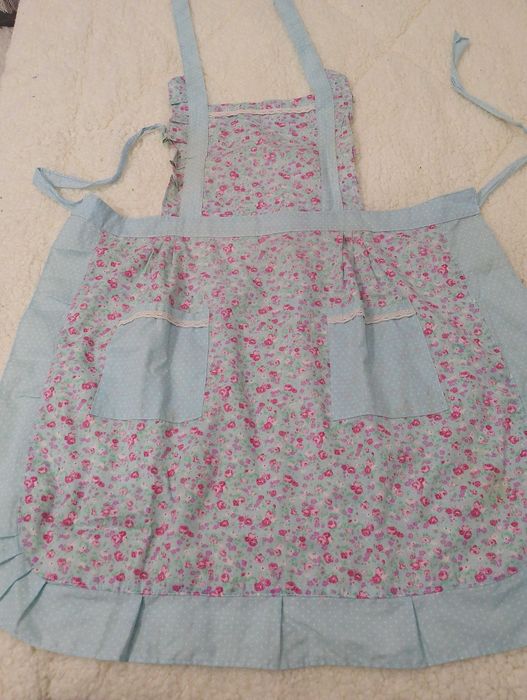 Весели кухненски престилки