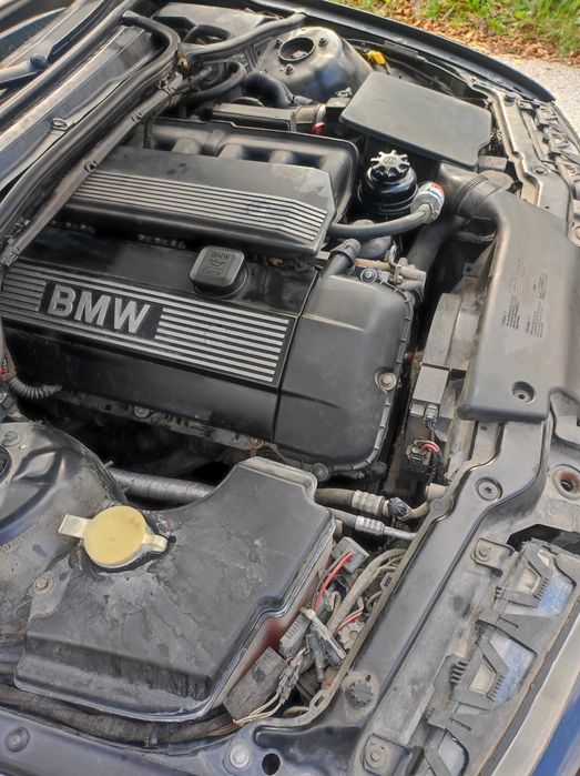 Продавам БМВ е 46 325 хi