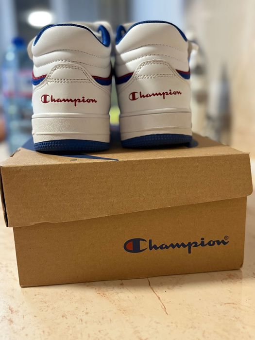 Детски сникърси Champion