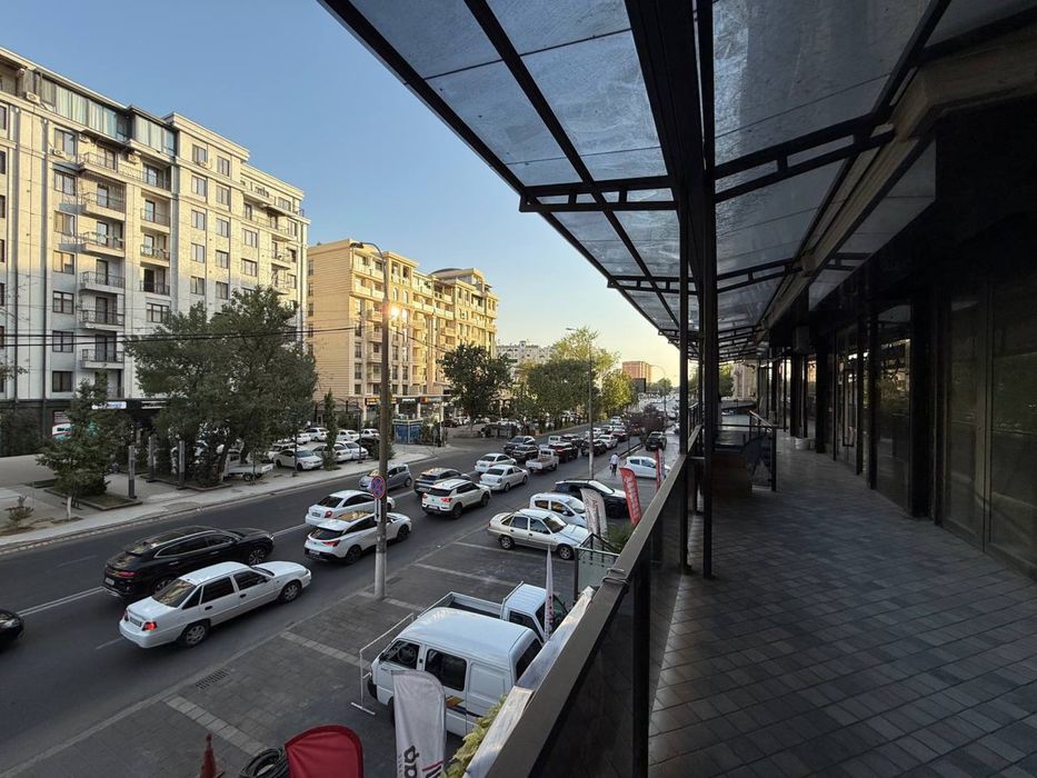 Срочно продается нежилое рядом с центром 1я линия