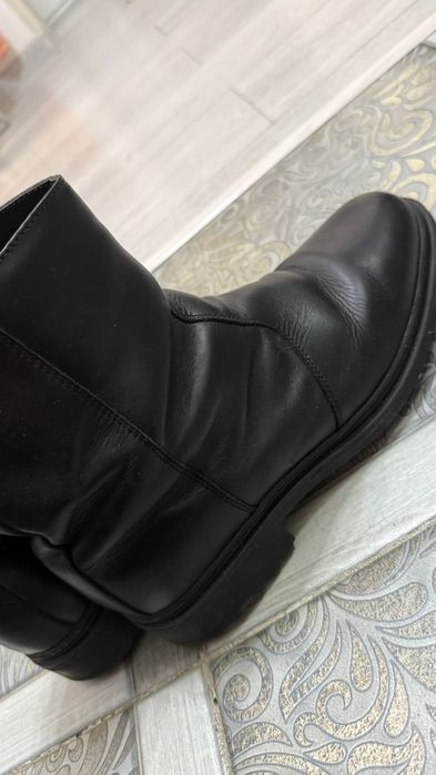 Мужские зимние  кожаные сапоги в отличном состоянии