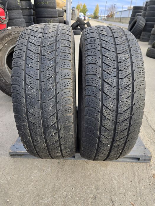 Anvelope de iarna 235-65r16c Semperit