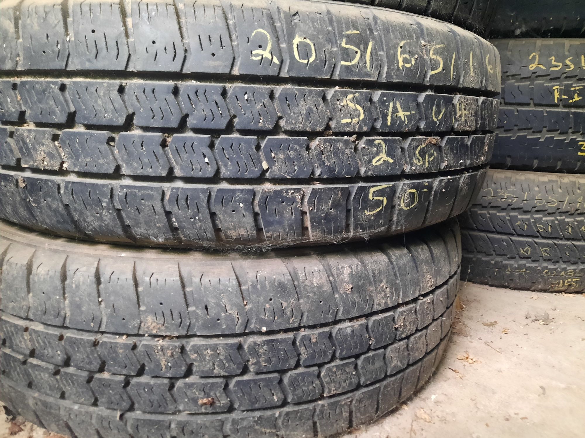 ПРОМОЦИЯ!!!235/65/16С;205/65/16С и 195/65/16С летни бусови