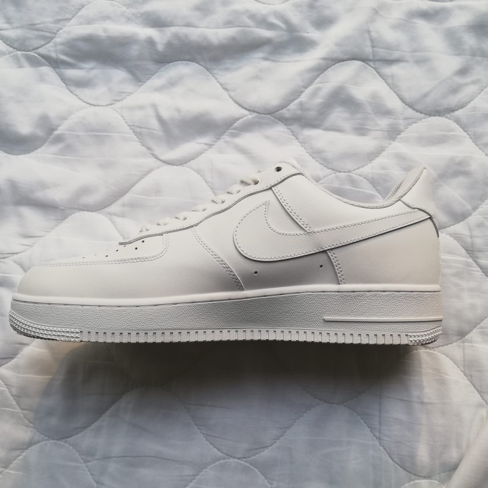 Nike Air Force 1 '07 
Air rce 1 '07кроссовки Air Force 1 '07