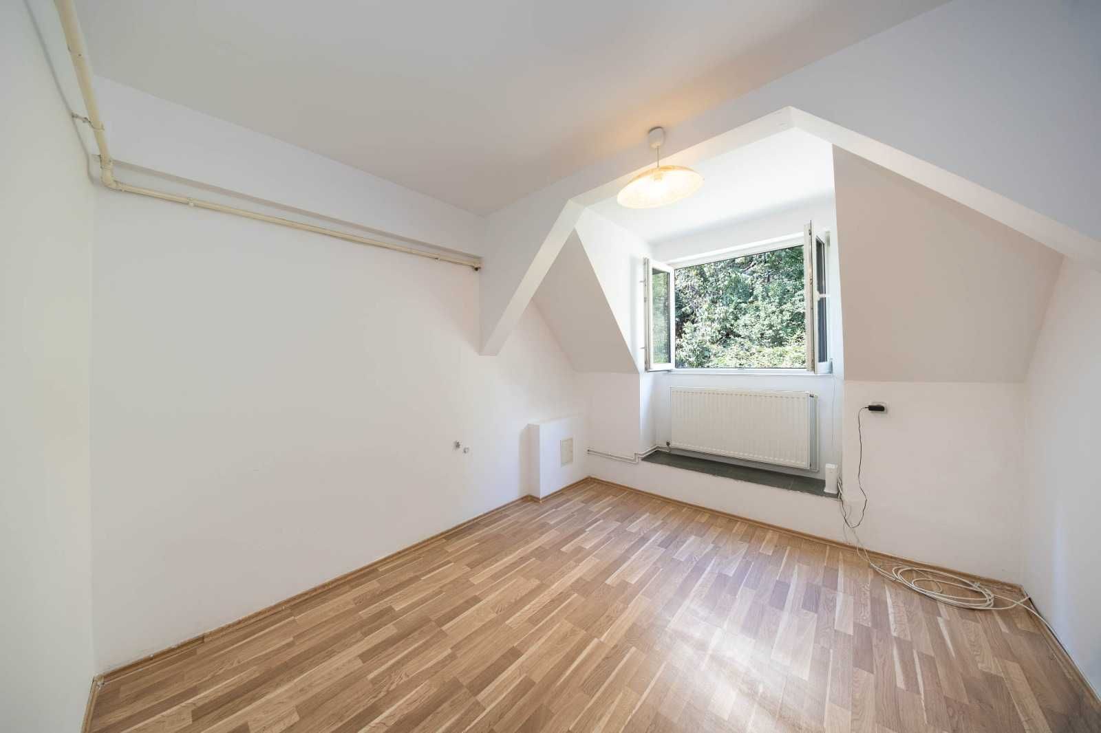Apartament 3 camere in centrul Brasovului, str.Mihai Eminescu