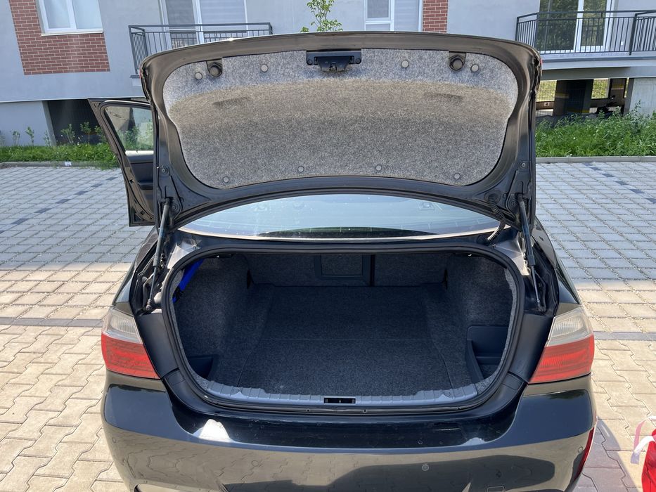 BMW 320 390L Manual