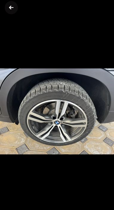 Бмв диски R20 с зимней резиной