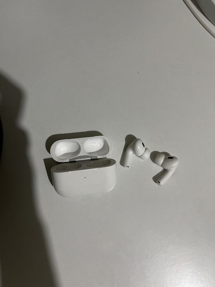 Air pods pro 2 (USB-C) Б/У