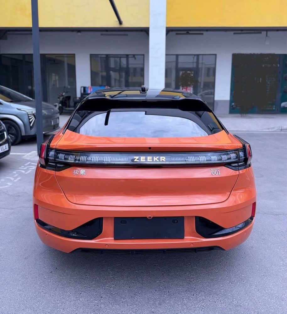 Zeekr 001 Z sport 2023