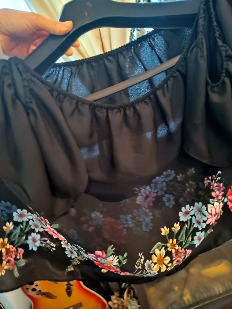 Bluzita voall cu imprimeu , rochita broderie