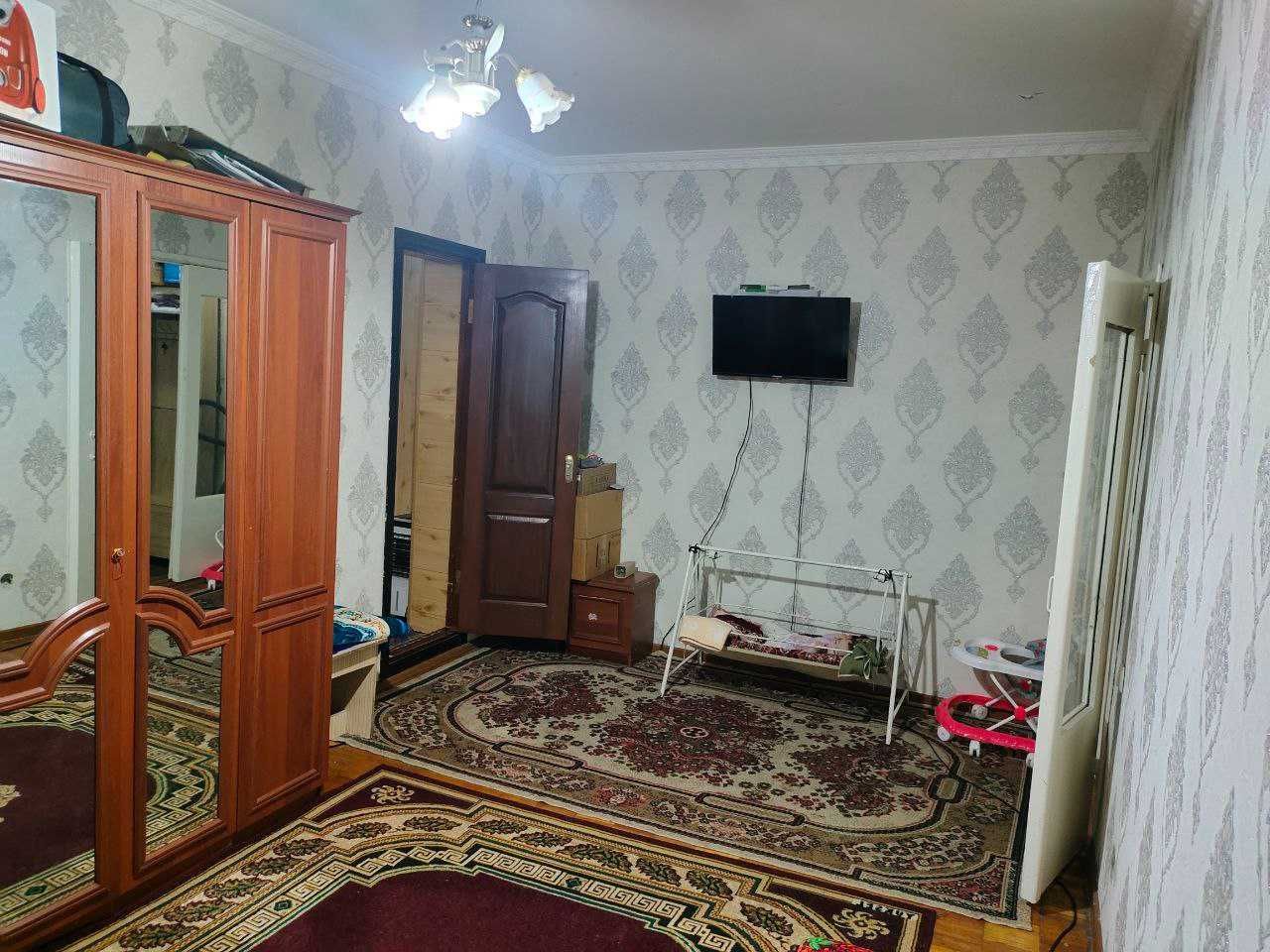 Квартира  Фарход бозори атрофида