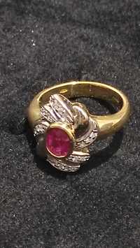 Inel aur 18k cu rubin și diamante