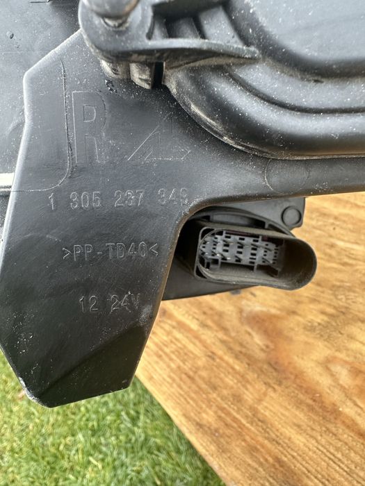 Far bi-xenon dreapta, Audi A4 B9,2015-2019 8W0941006B 030256027200