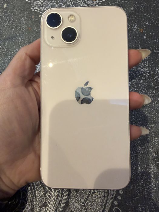 Iphone 13 в много добро състояние
