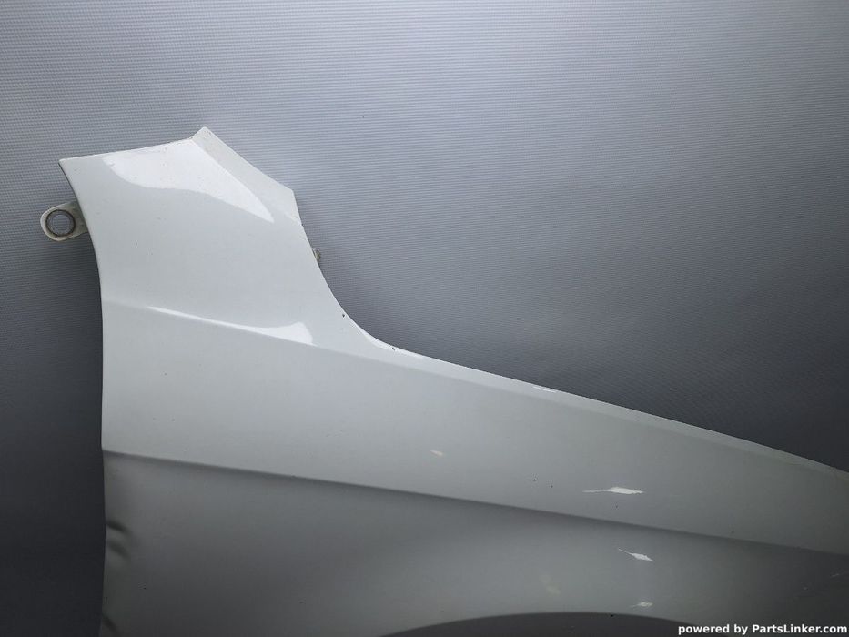 Aripa dreapta fata cu defect  VW PASSAT B7 [ 2010 - 2014 ]  OEM 3AA821022B