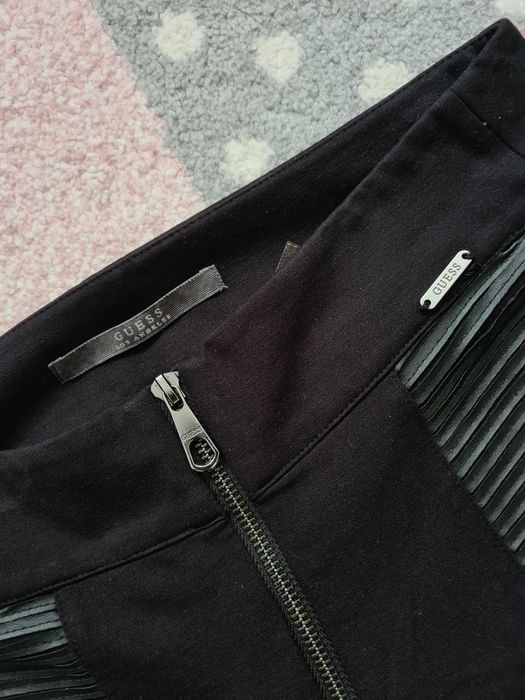 Pantaloni Guess Marime S dama