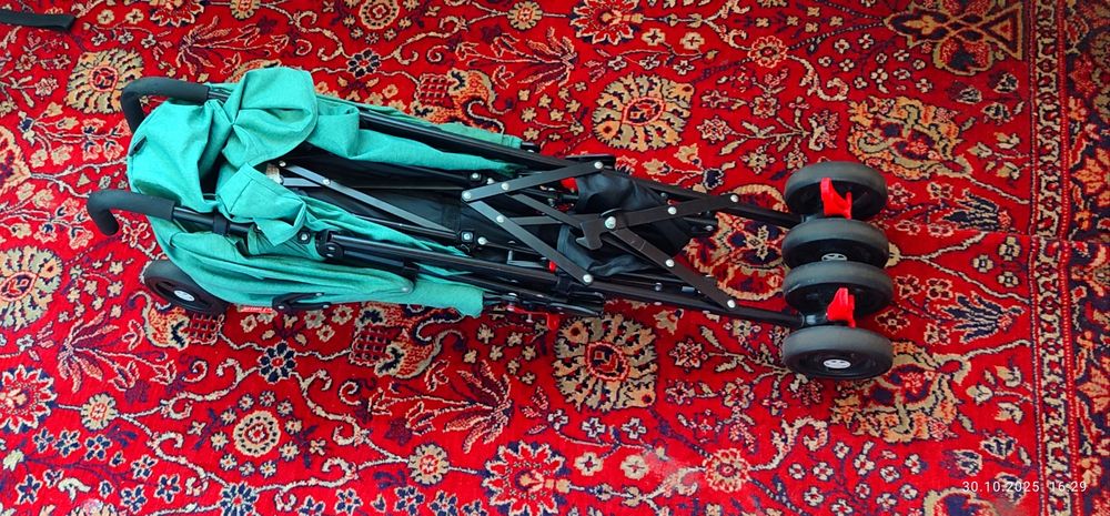 Коляска трость очень лёгкая