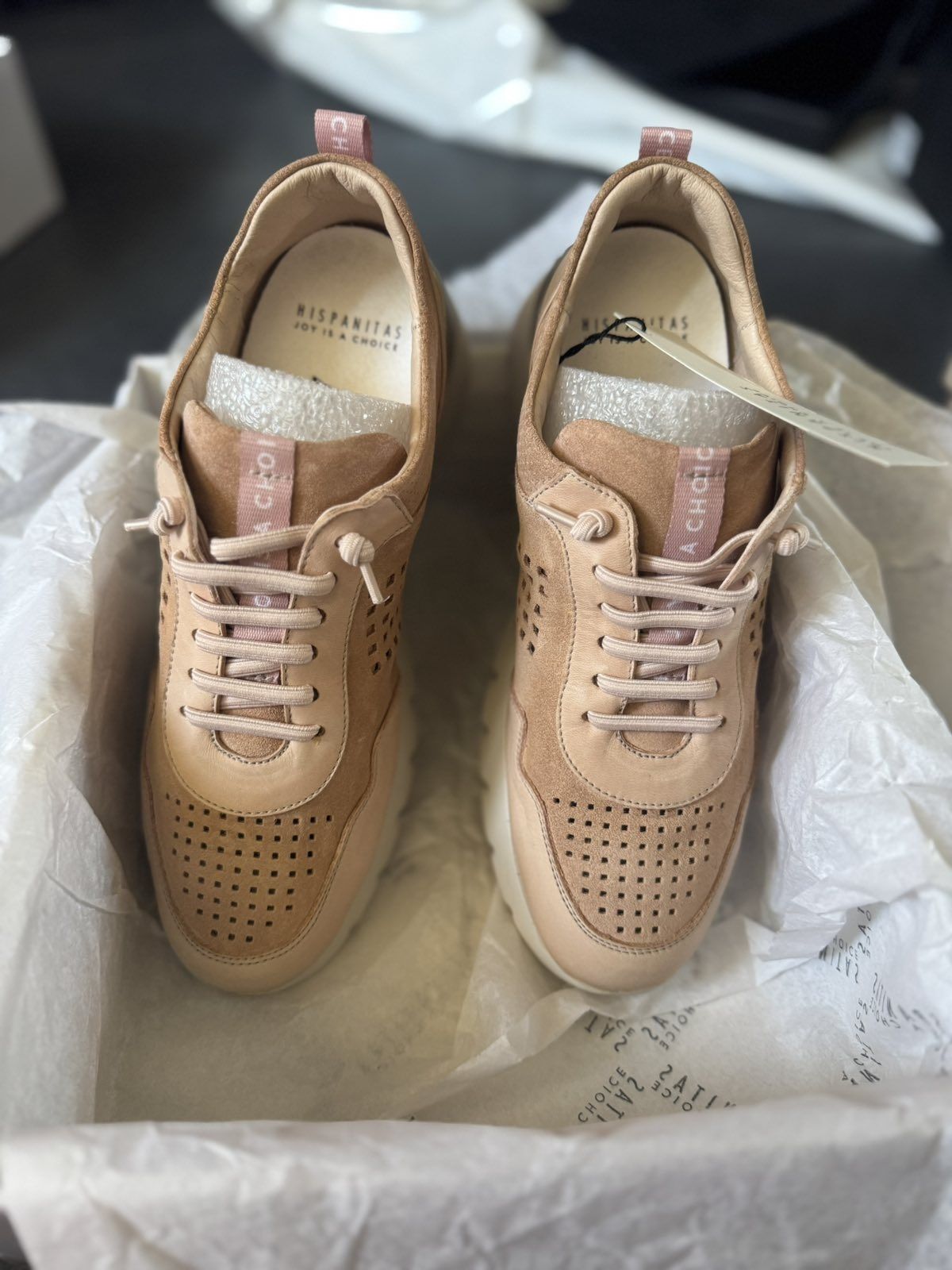 Маратонки Hispanitas, Karl Lagerfeld, Liu Jo, Guess 39