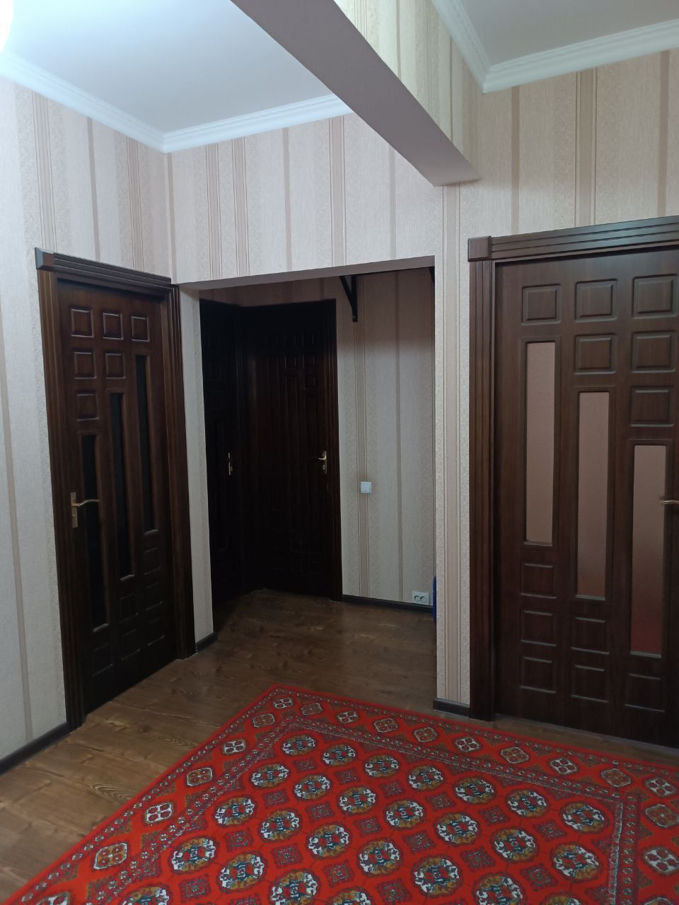 Продам 3-х комнатную квартиру в Янгихаётском