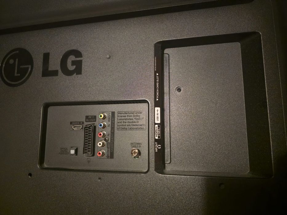 Tv LG 3D, 108 cm,ecran intact,probabil problema leduri.