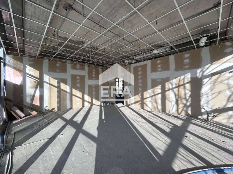 Продава се Офис в София, Люлин 8 - 415 кв.м за 1802 €/кв.м - Снимка #5