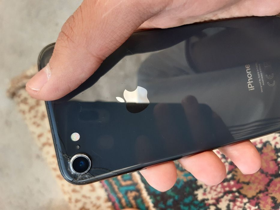 Iphone 8 sotiladi idealniy 64gb BIONIC 11 ios 16.7.11