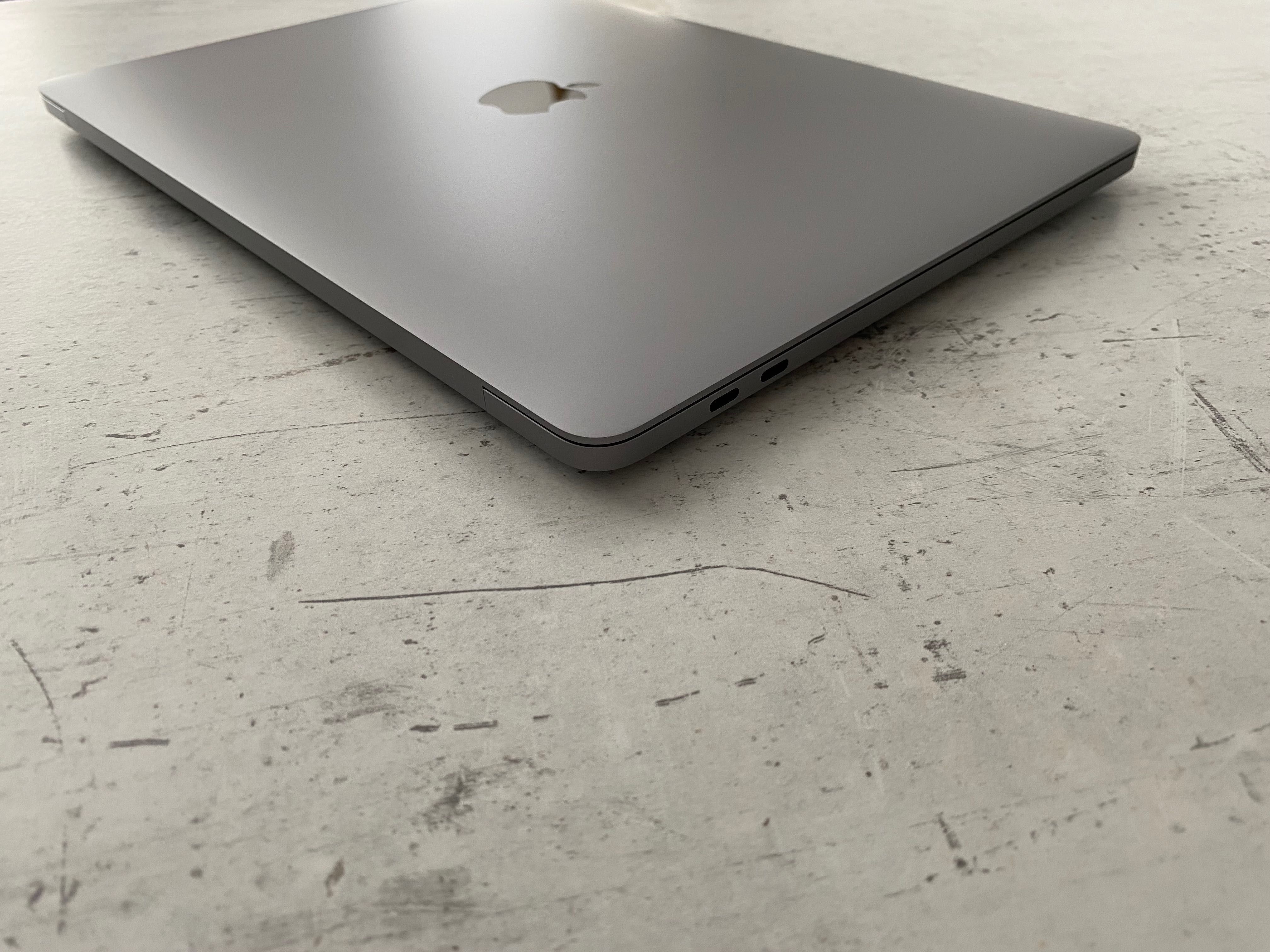 НОВ MacBook Pro 13" M1 Chip 8-CPU, 8-GPU, 16GB RAM, 2TB SSD — миниатюра 3