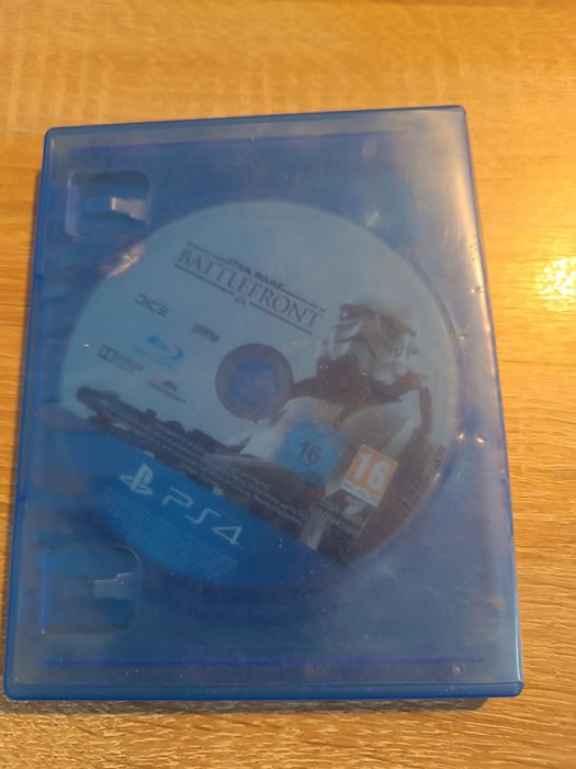 Vând joc PS4 Star Wars Battlefront