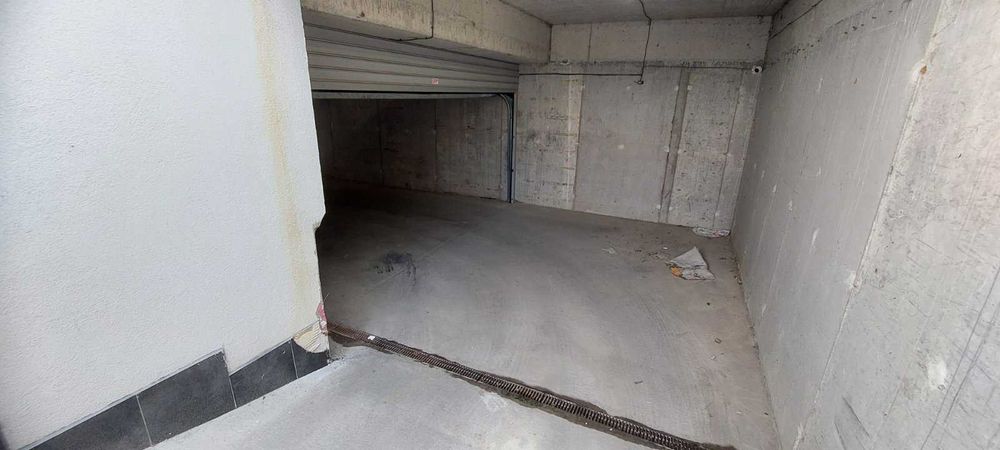 Продажба на две паркоместа в гр.София, кв.Малинова Долина
