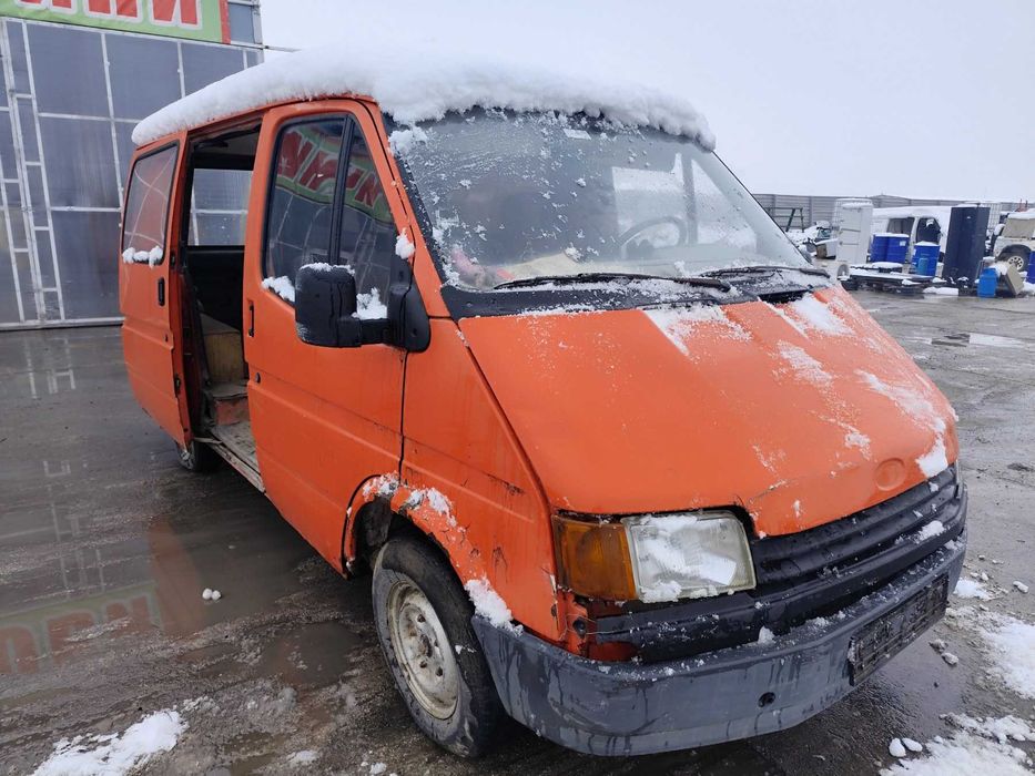 Ford Transit 2.5 - 76к.с - 1988г. на части
