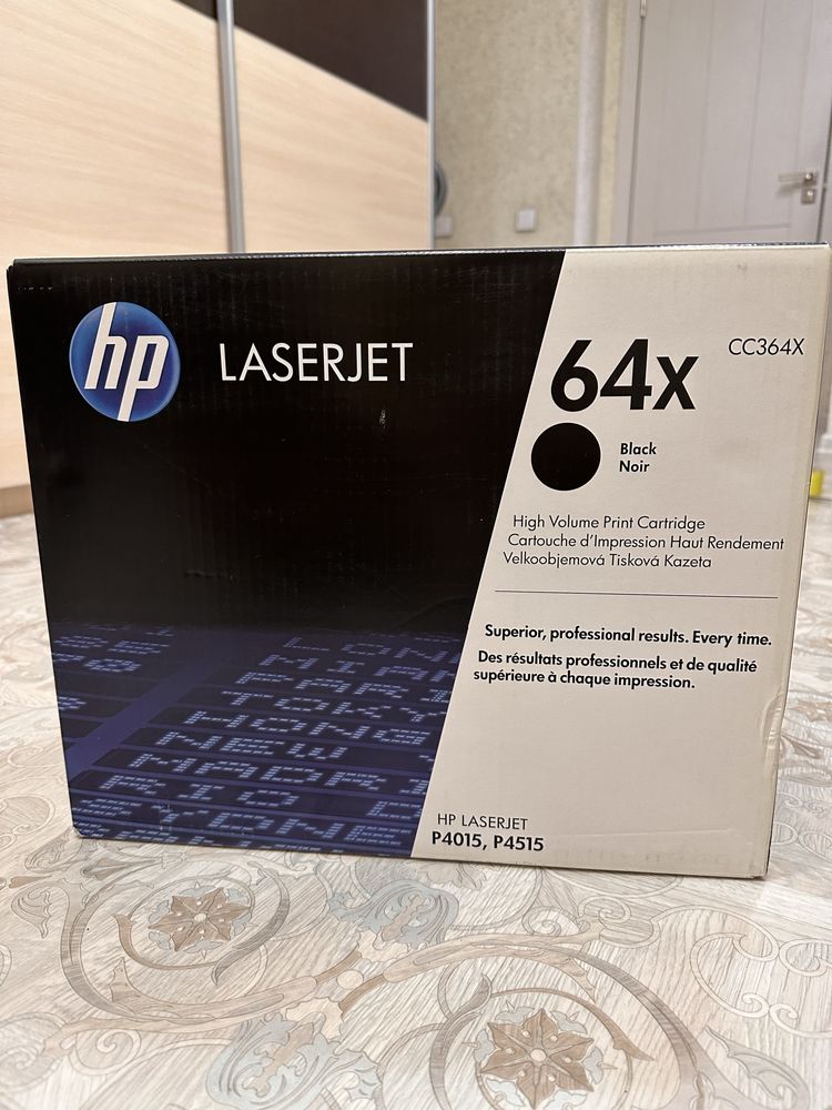 Картридж HP CC364A Black