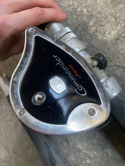 Vând undițe în stare excelenta