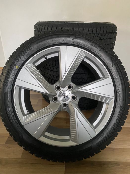 Roti noi de iarana Volvo Xc 40 C 40 R19
