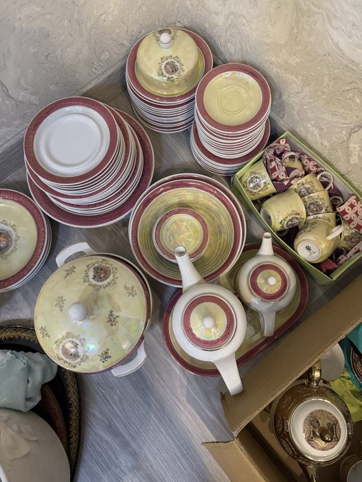 Маддона сталовый чайный сервиз