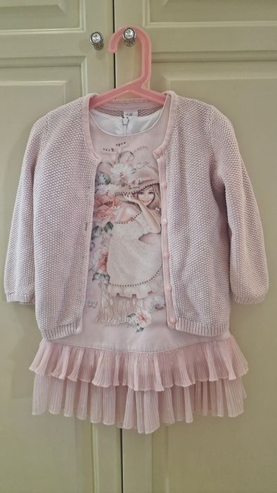 Рокля Moonstar на ръст 104см и жилетка